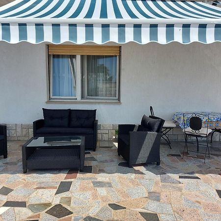 Apartment Mediterranean Garden 里耶卡 外观 照片