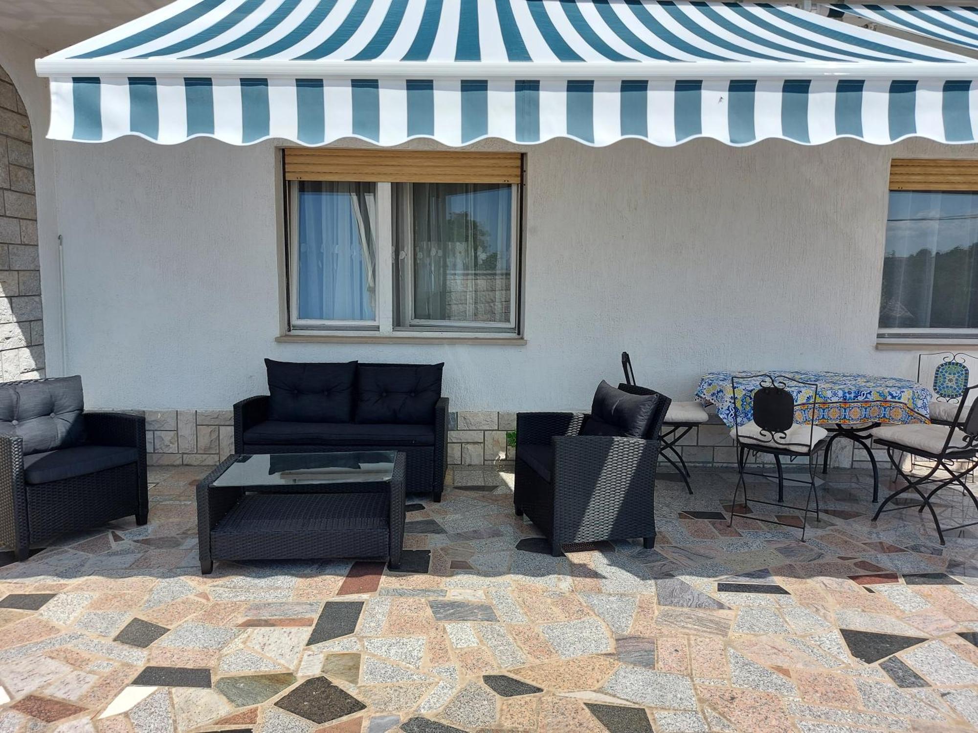 Apartment Mediterranean Garden 里耶卡 外观 照片